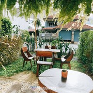 นครหลวง คาเฟ่