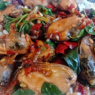 อร่อยหลังบ้าน