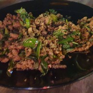 เมนูของร้าน โรงเบียร์หนามชัย