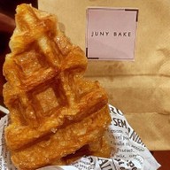 เมนูของร้าน ครอฟเฟิลโฮมมี่ Juny Bake