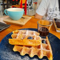 เมนูของร้าน The Bridge Bar & Bistro
