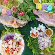 ร้านเมี่ยงปลาเผาใบตองหาดใหญ่ใน