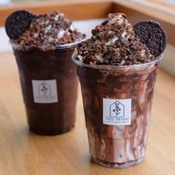 Tiny house cafe & restaurant รามคำแหง