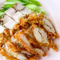 ฮุ้งข้าวมันไก่ เพชรเกษม