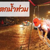 ร้านข้าวกล่องหน้าปั้มปตท.พระลับ เจ้าแรก