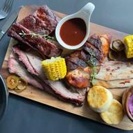 The BBQ Hub - Smoked BBQ & Spaghetti