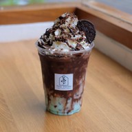 Tiny house cafe & restaurant รามคำแหง