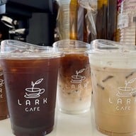 Lark Cafe ลาร์ค คาเฟ่ (กาแฟและเบเกอรี่) -