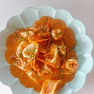 ร้านเล่าปี่ สลัดปลา ( ครัวลุงญา )  หนองปลาไหล