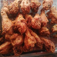 ไก่ทอดหาดใหญ่ข้าง7-11บ้านนาเก่า