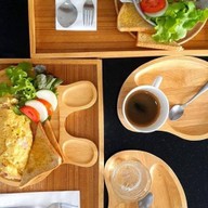 บาสต้าคาฟ่ คลอง4