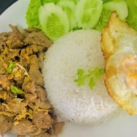 ครัวหลังบ้าน