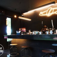 บรรยากาศ SVNLOWBAR SPECIALTY COFFEE & MATCHA THARUA