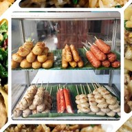 ไข่เจียว ไก่แจ้ หลังวัดมหาพฤฒาราม