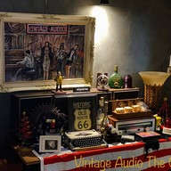 Vintage Audio The Cafe