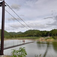บรรยากาศ สะพานแขวนแก่งกระจาน