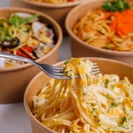 อิ่มอร่อย ถนนจันทน์