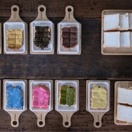 นานนม nannom