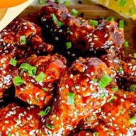 ร่ำรวย  เย็นตาโฟ ลูกชิ้นปลาแท้ๆจากเยาวราช By เต็งหนึ่ง. (ข้าง7-11ซอยแม่เนียน)