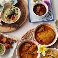 ข้าวซอยน้ำใจ at Samkhok Samkhok