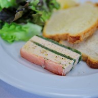 Brasserie Phuket ในเมืองภูเก็ต