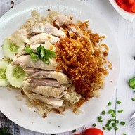 ร้านข้าวมันไก่ ขาหมูสูตรเด็ดเคหะแหลมฉบัง