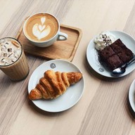 CLASS Cafe' จอมสุรางค์