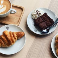 CLASS Cafe' จอมสุรางค์