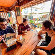 บ้านคุณทวด แอท สีชัง