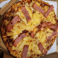 Domino's Pizza สีลม