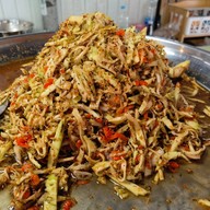 สายชล ไม่เคยหยุดนิ่ง