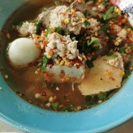 เรือนไทย ก๋วยเตี๋ยวเรือ