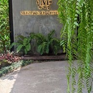 หน้าร้าน มีไม้คาเฟ่ Meemai Cafe & Restaurant