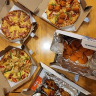 Domino's Pizza สีลม