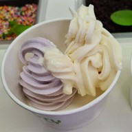 เมนูของร้าน Fruzberry The Circle Rachapruk