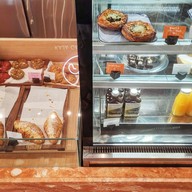 Kaja Gallery Cafe Cacha bed hotel