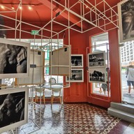 Kaja Gallery Cafe Cacha bed hotel