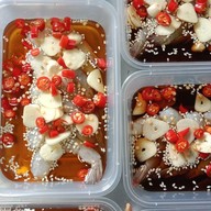 ยำแซ่บจี๊ด &โครตปลื้มหม่าล่า ตลาดโฮมการ์เด้นวิลสระครก