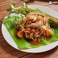 เมนูของร้าน ก๋วยเตี๋ยวเรือโคตรอร่อย ท่าลาน