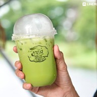 Food or drink of Chom Bueng (Herbal Steamed Rice Noodles)