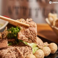 เมนูของร้าน เตี๋ยวเรือ เทียบท่า