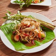 เมนูของร้าน ก๋วยเตี๋ยวเรือโคตรอร่อย ท่าลาน