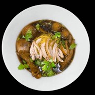 สามย่านก๋วยเตี๋ยวไก่ตุ๋นมะระ สาขา ลาดพร้าว