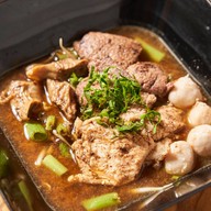 เมนูของร้าน เตี๋ยวเรือ เทียบท่า