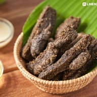 Food or drink of Chom Bueng (Herbal Steamed Rice Noodles)