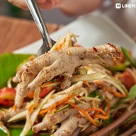 เมนูของร้าน ก๋วยเตี๋ยวเรือโคตรอร่อย ท่าลาน