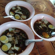 ก๊วยจั๊บหงษ์หยก