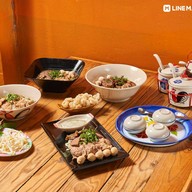 เตี๋ยวเรือ เทียบท่า