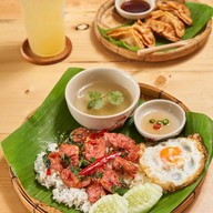 เมนูของร้าน กะเพรากระด้ง@ข้างอู่