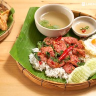 เมนูของร้าน กะเพรากระด้ง@ข้างอู่